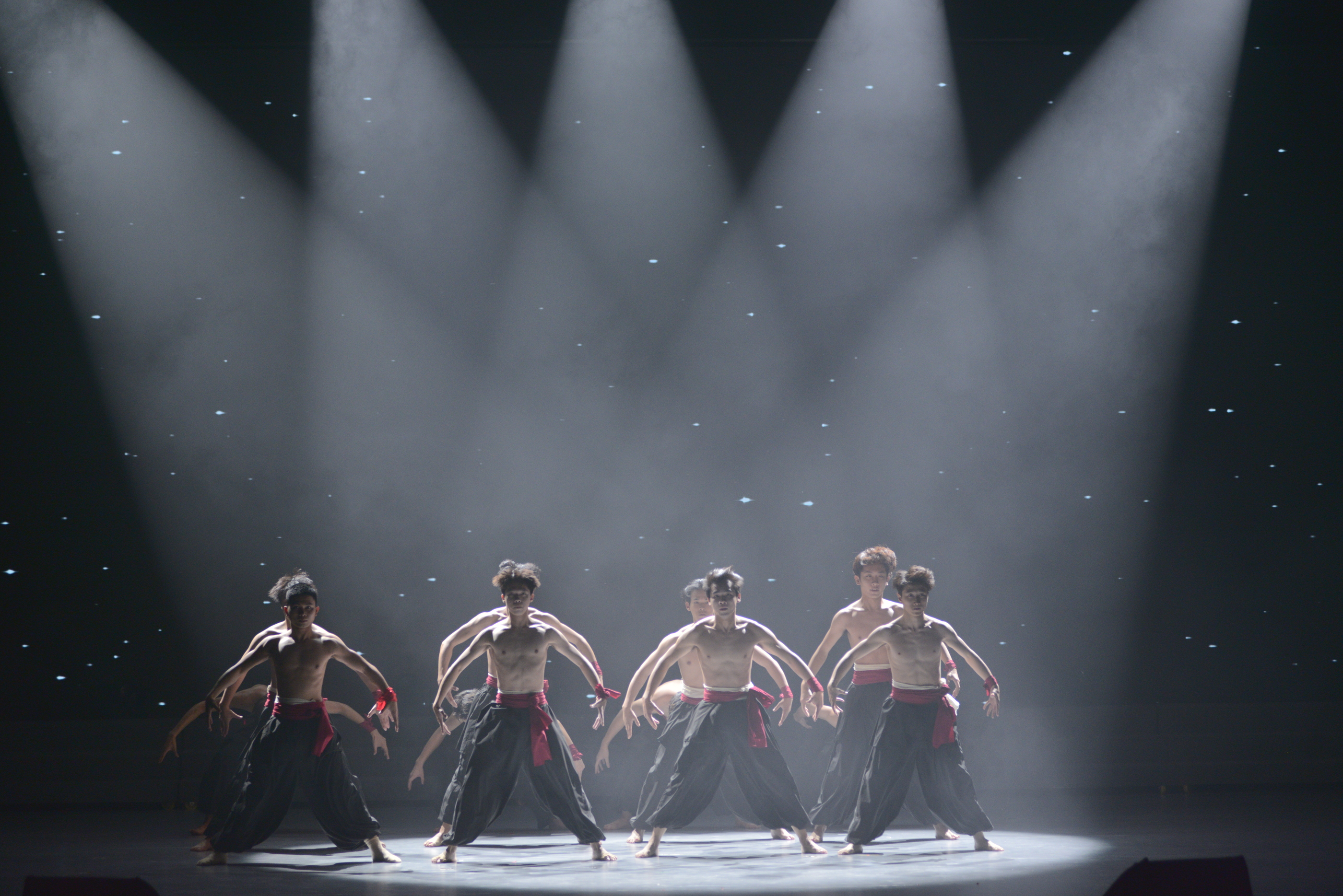 大河之子 (2) 大河之子 (2)