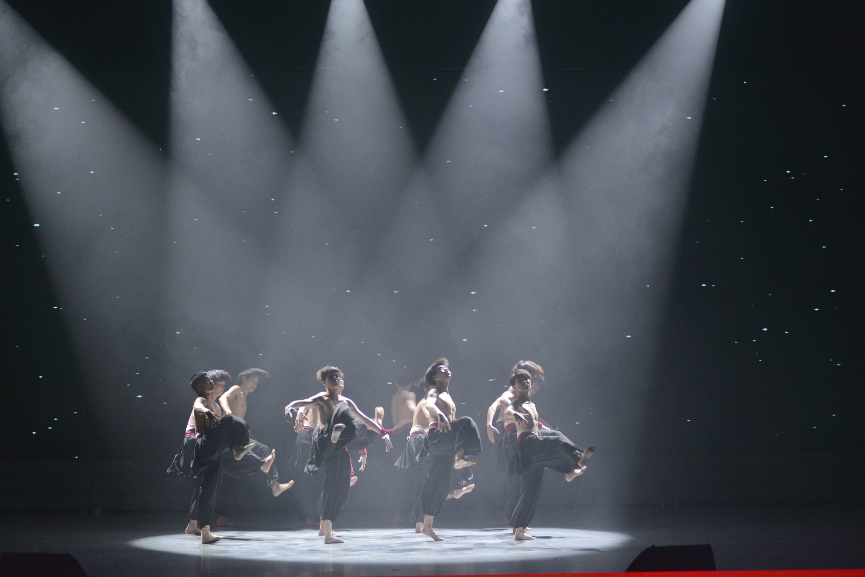 大河之子 (1) 大河之子 (1)