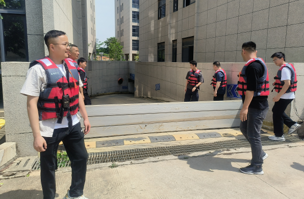 图片9.png 图片9.png