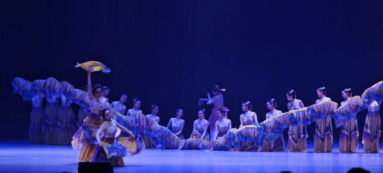 16fc1a2611d4a72e4dcde65acea242a3.jpg 16fc1a2611d4a72e4dcde65acea242a3.jpg