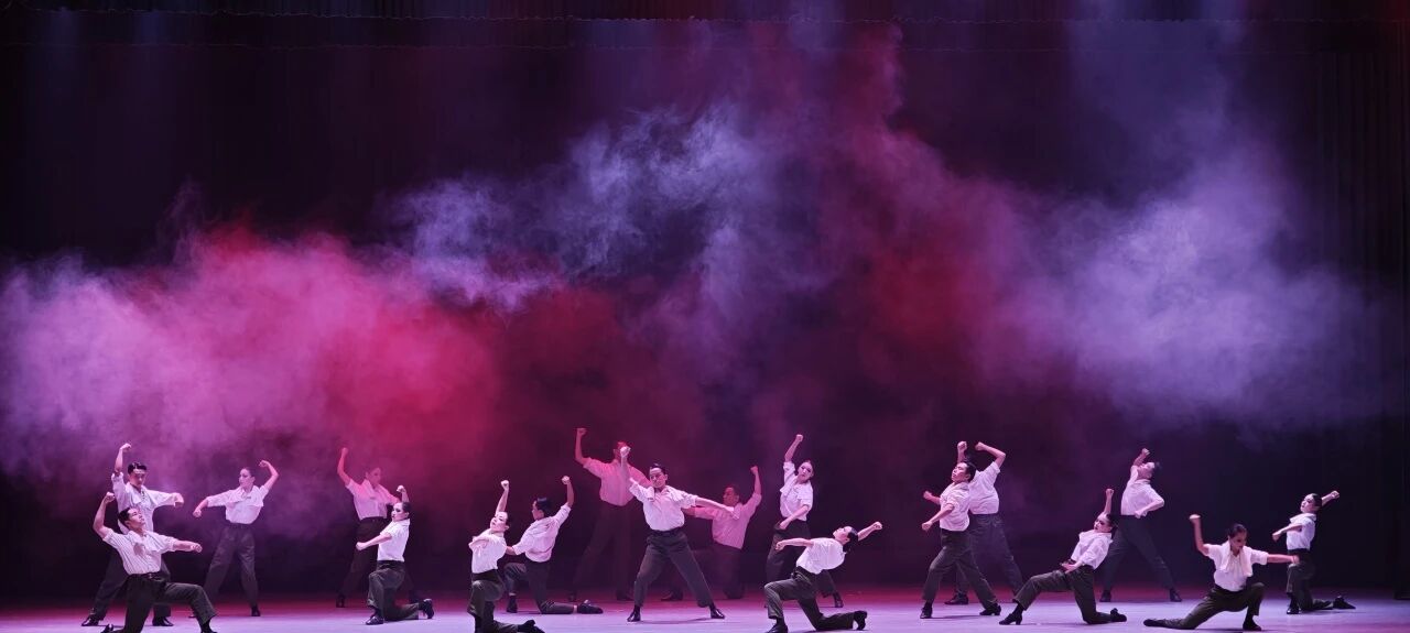 c4716e6d9e94e9ff2950e8ae519a43f5.jpg c4716e6d9e94e9ff2950e8ae519a43f5.jpg