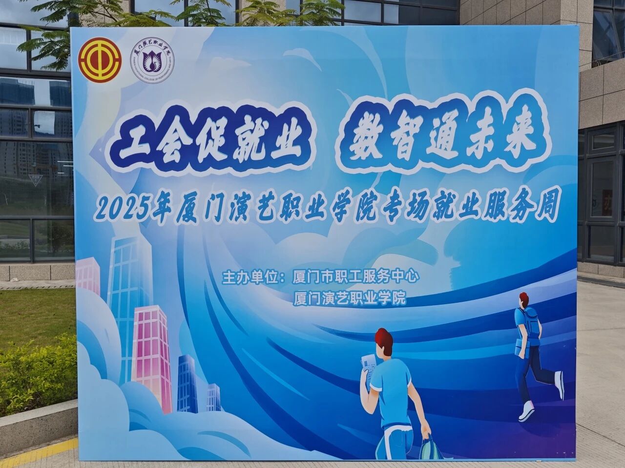 4bcc6d0e4b234d7ea28b5f5c6d612455.jpg 4bcc6d0e4b234d7ea28b5f5c6d612455.jpg