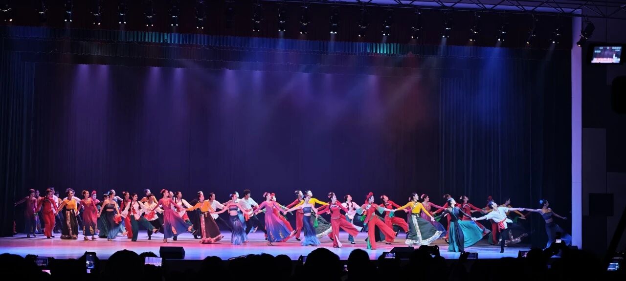 2586e373921704b352ae9ddcdb01413b.jpg 2586e373921704b352ae9ddcdb01413b.jpg